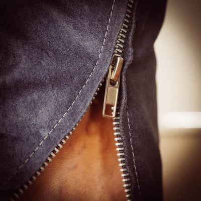 Maßgeschneiderte Lederhose "Jeans look" blau