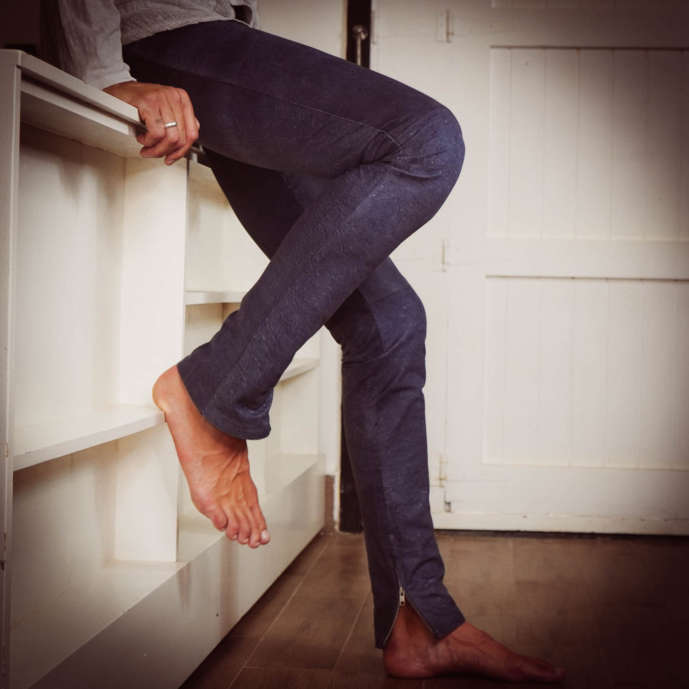 Maßgeschneiderte Lederhose "Jeans look" blau